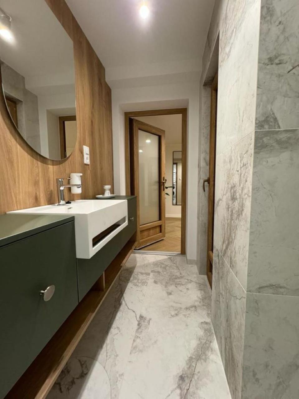 Apartament Ovoc 1.0 Chodzież エクステリア 写真
