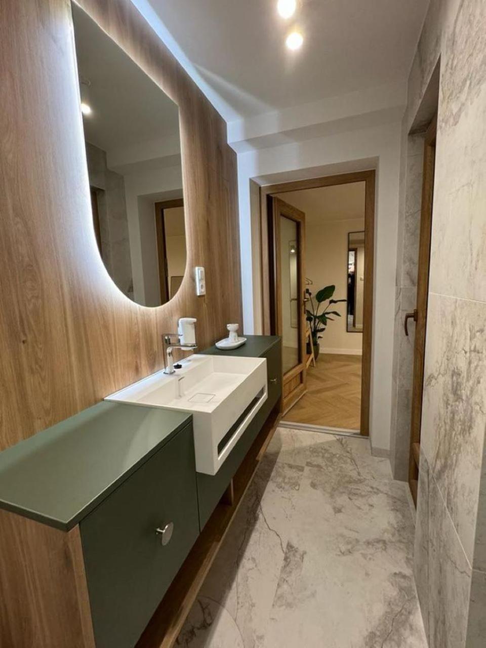 Apartament Ovoc 1.0 Chodzież エクステリア 写真